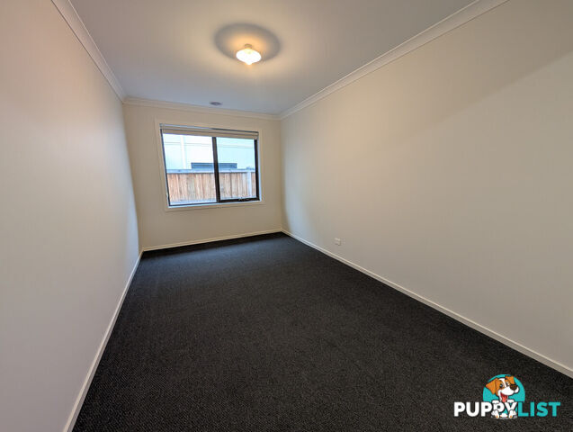 130 Blackmore Road MICKLEHAM VIC 3064