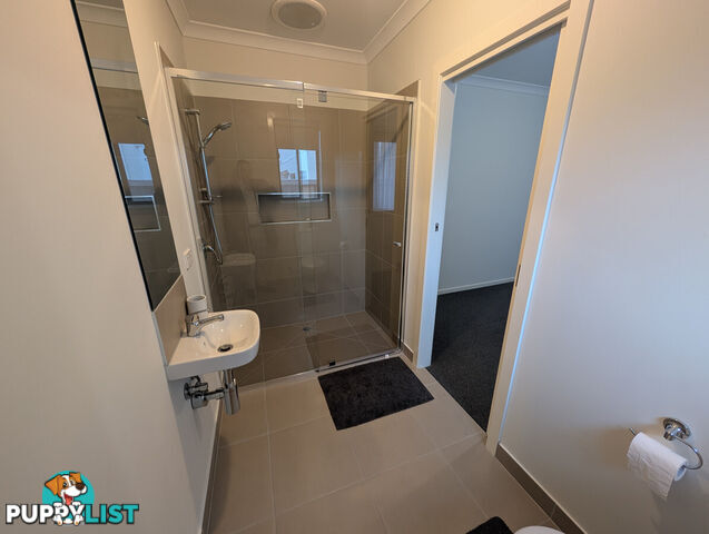 130 Blackmore Road MICKLEHAM VIC 3064