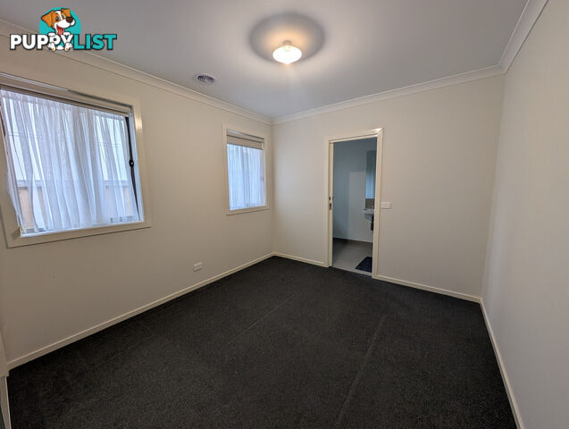 130 Blackmore Road MICKLEHAM VIC 3064