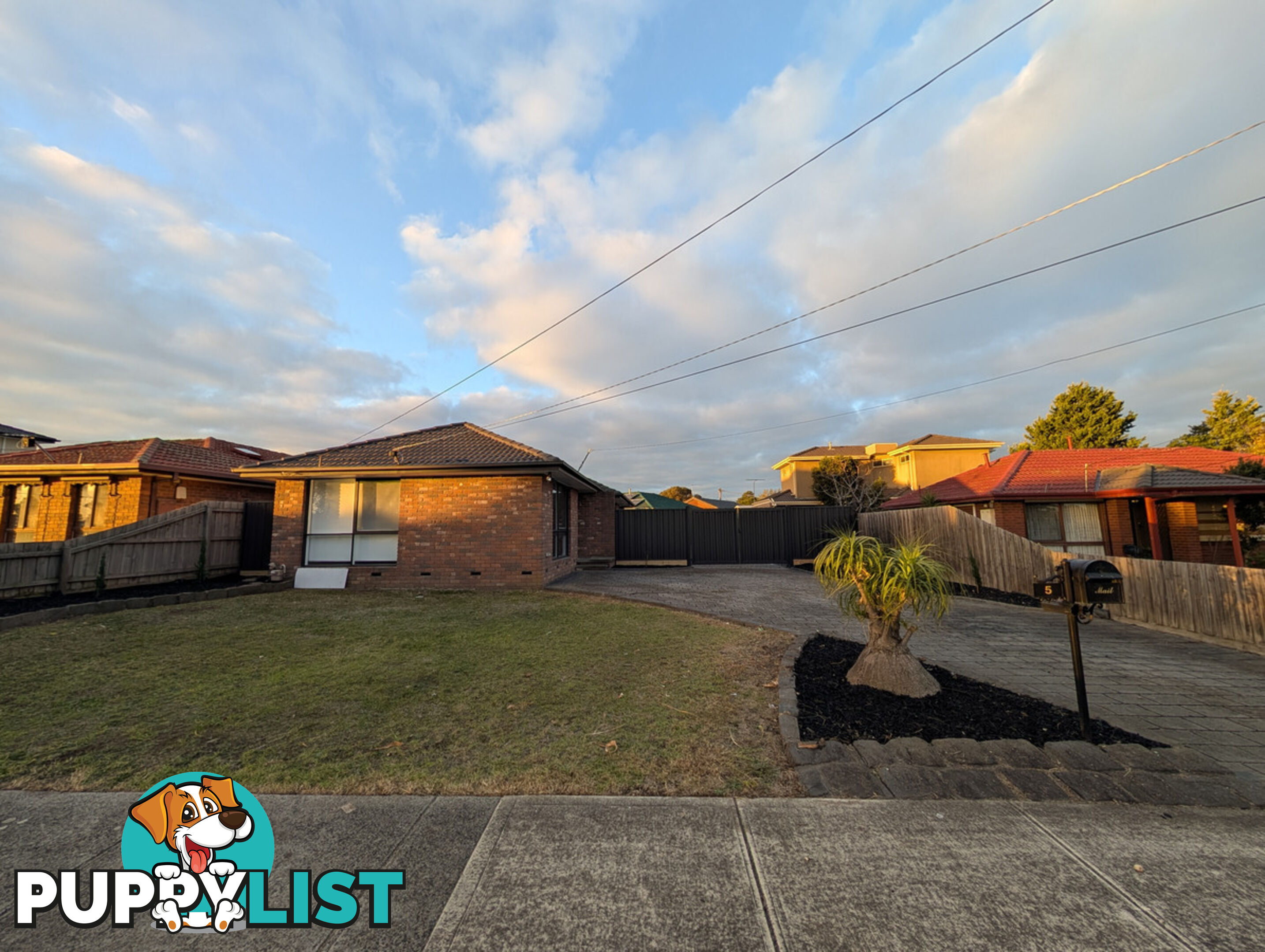 5 Telford Court MEADOW HEIGHTS VIC 3048