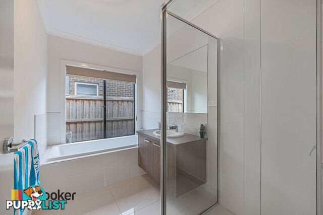 12 Realm Vista MICKLEHAM VIC 3064