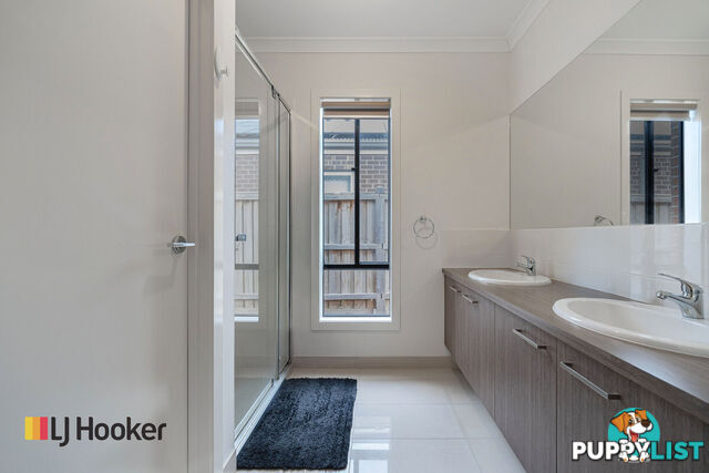 12 Realm Vista MICKLEHAM VIC 3064