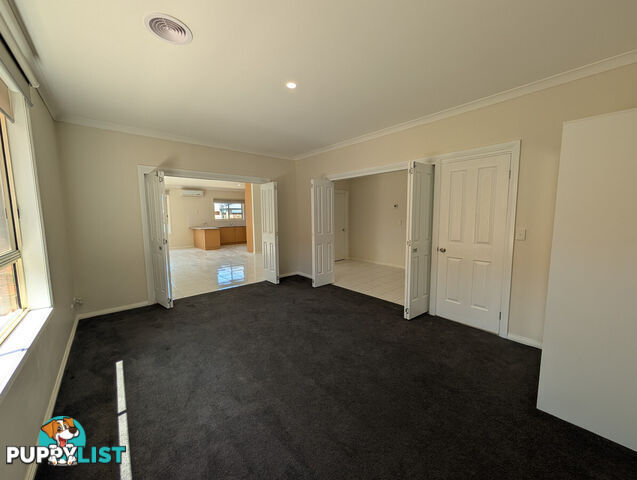 42 Woodlea Crescent CRAIGIEBURN VIC 3064