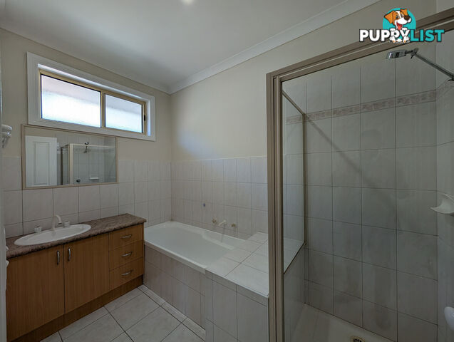 42 Woodlea Crescent CRAIGIEBURN VIC 3064