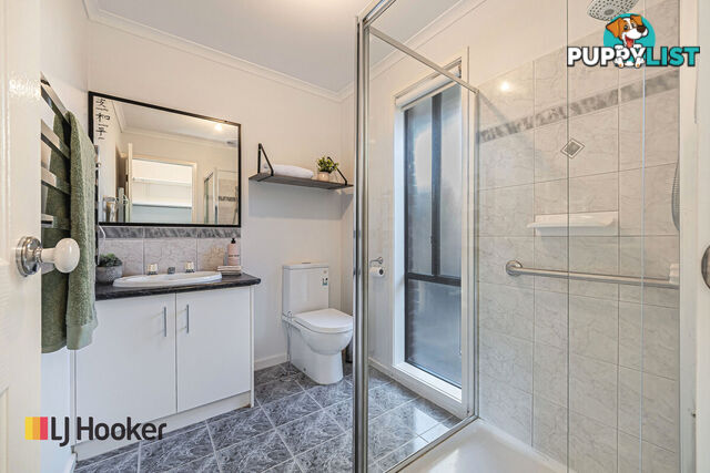 6 Gillingham Crescent CRAIGIEBURN VIC 3064