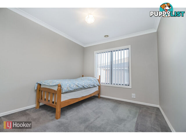 13 Bentley Avenue ROXBURGH PARK VIC 3064