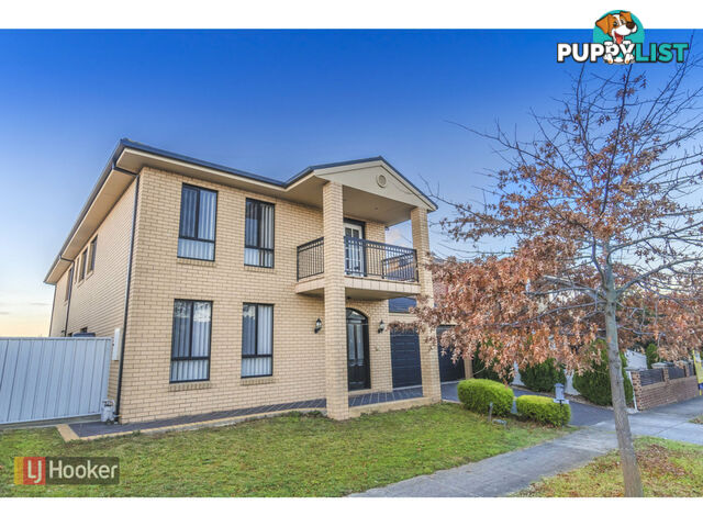 13 Bentley Avenue ROXBURGH PARK VIC 3064