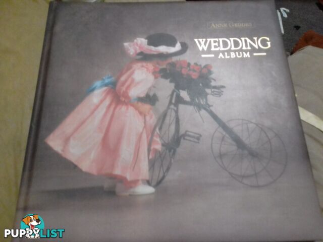 Wedding photo album-anne geddes BRAND NEW $35ono