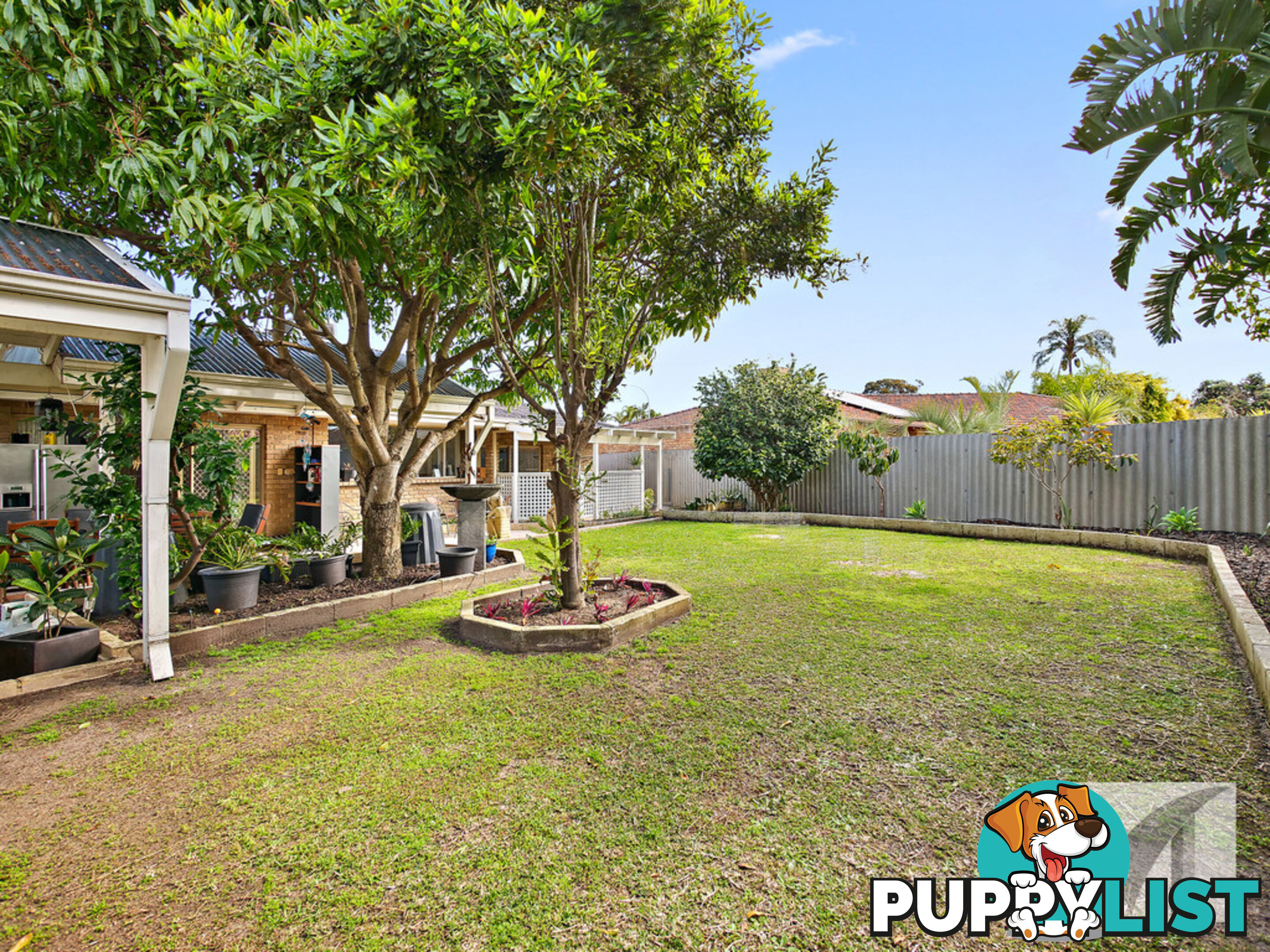 4 Dixey Court LEEMING WA 6149