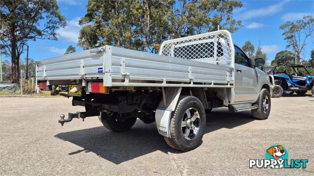 2006 TOYOTA HILUX CAB CHASSIS CAB CHASSIS