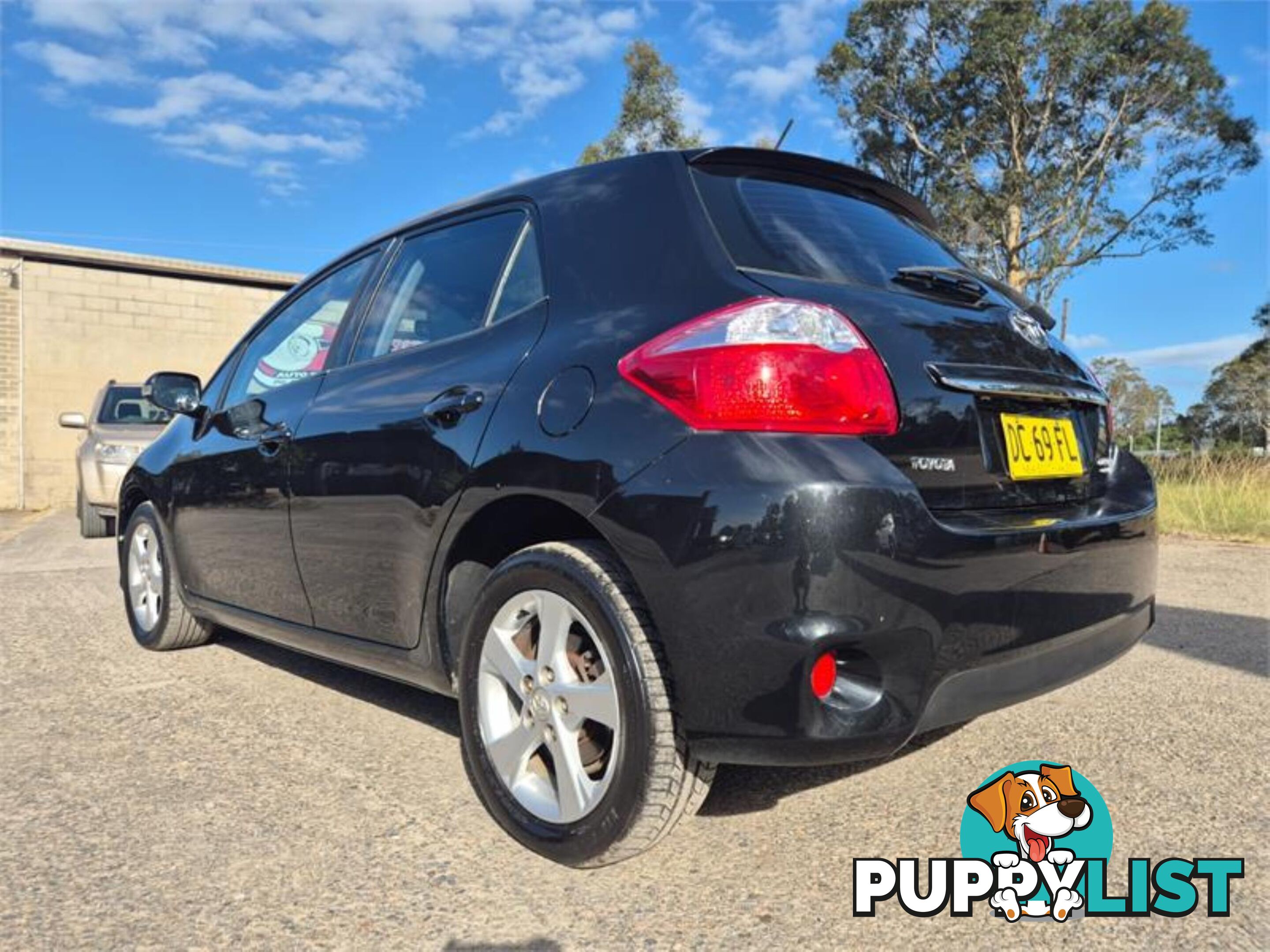 2010 TOYOTA COROLLA HATCHBACK CONQUEST HATCHBACK