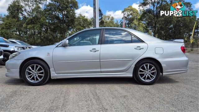 2004 TOYOTA CAMRY SEDAN SPORTIVO SEDAN