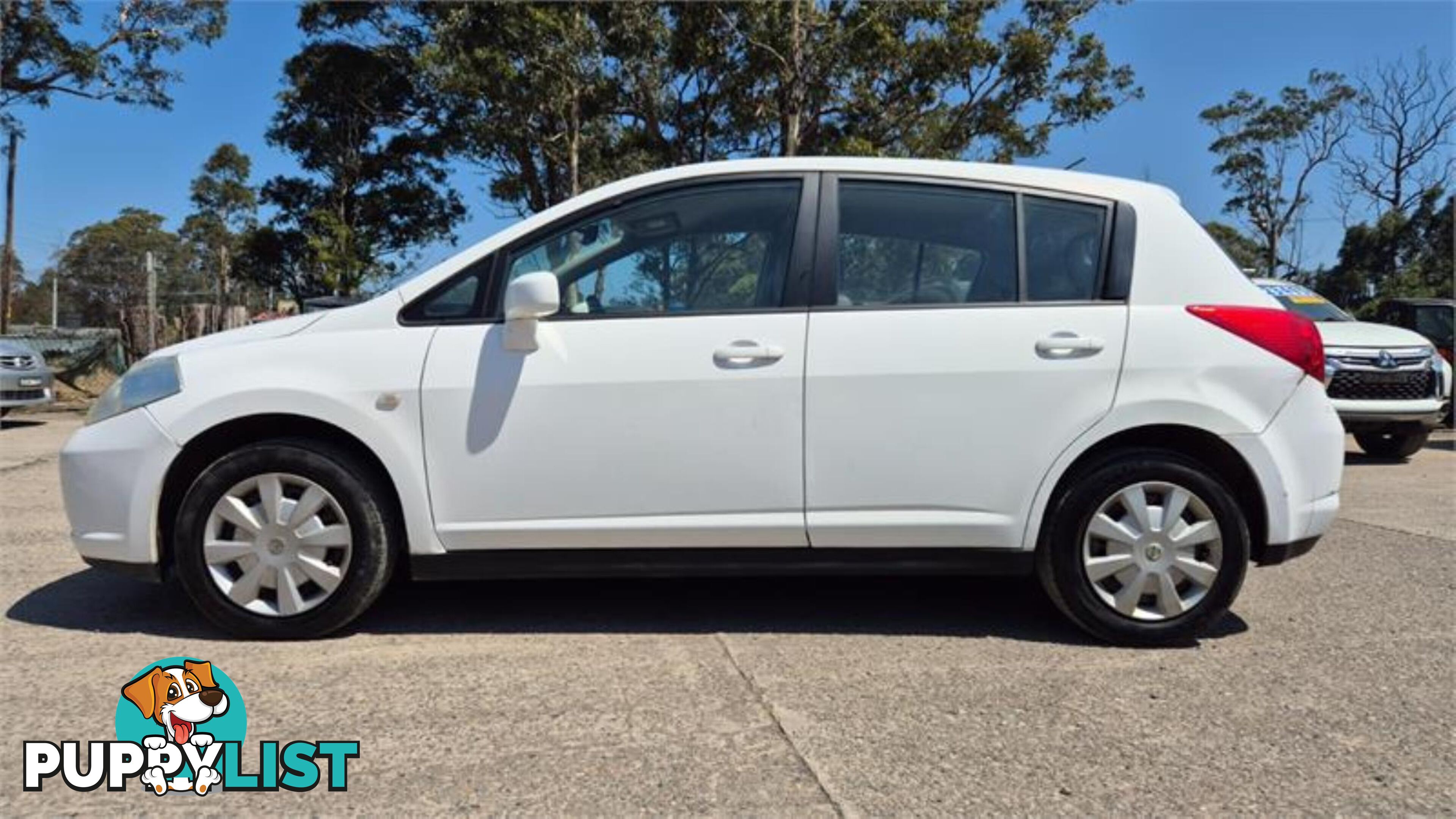 2009 NISSAN TIIDA HATCHBACK ST HATCHBACK