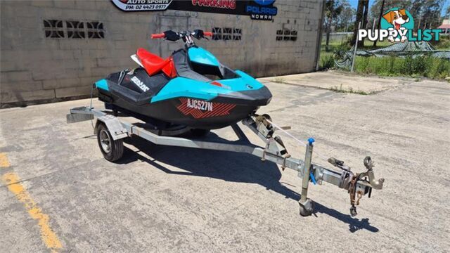 2017 SEA-DOO SPARK TRIXX  SKI