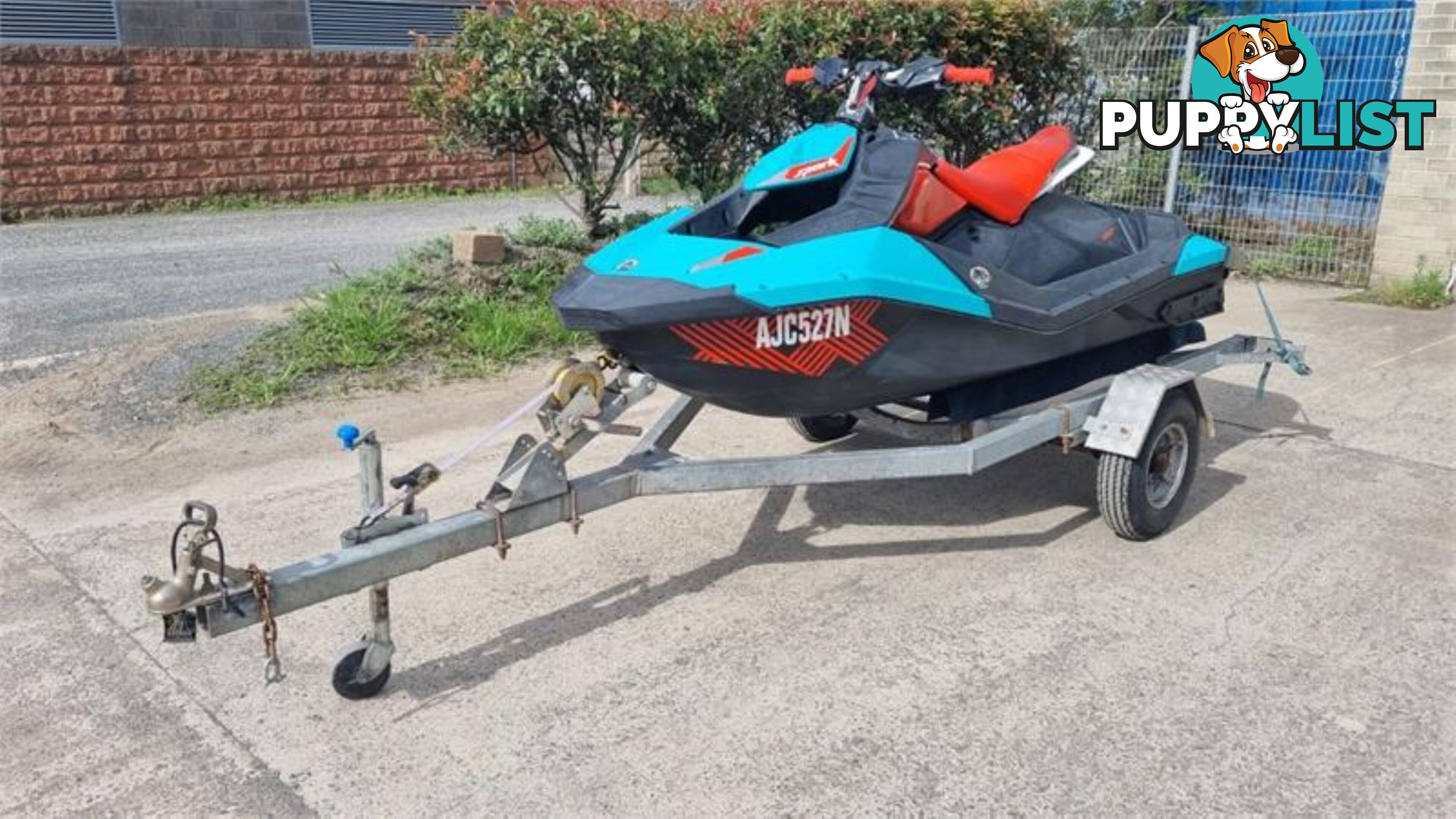 2017 SEA-DOO SPARKTRIXX   SKI