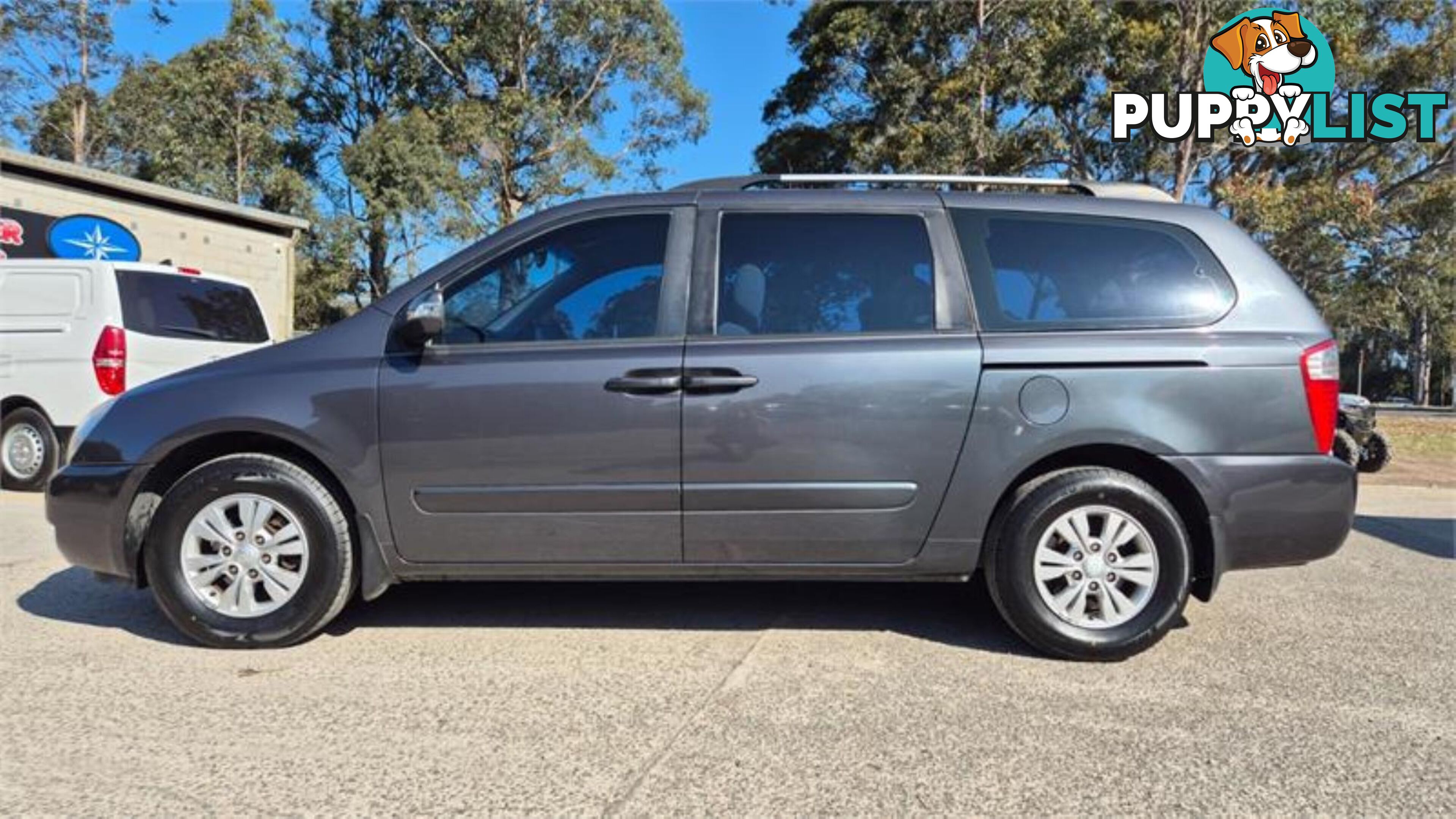 2012 KIA GRANDCARNIVAL SI VQMY12 WAGON