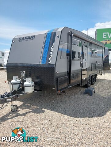 2022 Safari Legacy 21ft Family Caravan