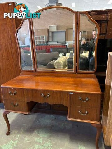 Stunning antique dressing table desk with queen anne style - Embleton,Perth