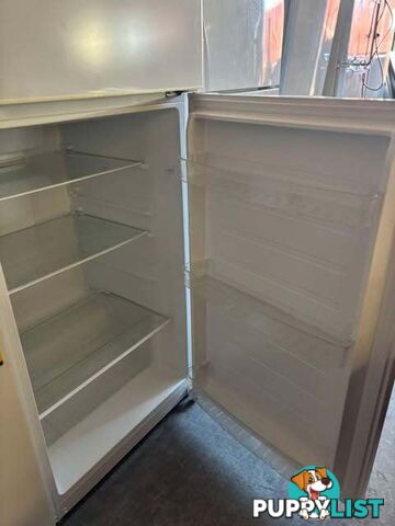 400 L top mount Refrigerator white - Embleton,Perth