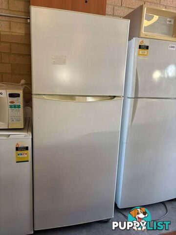400 L top mount Refrigerator white - Embleton,Perth