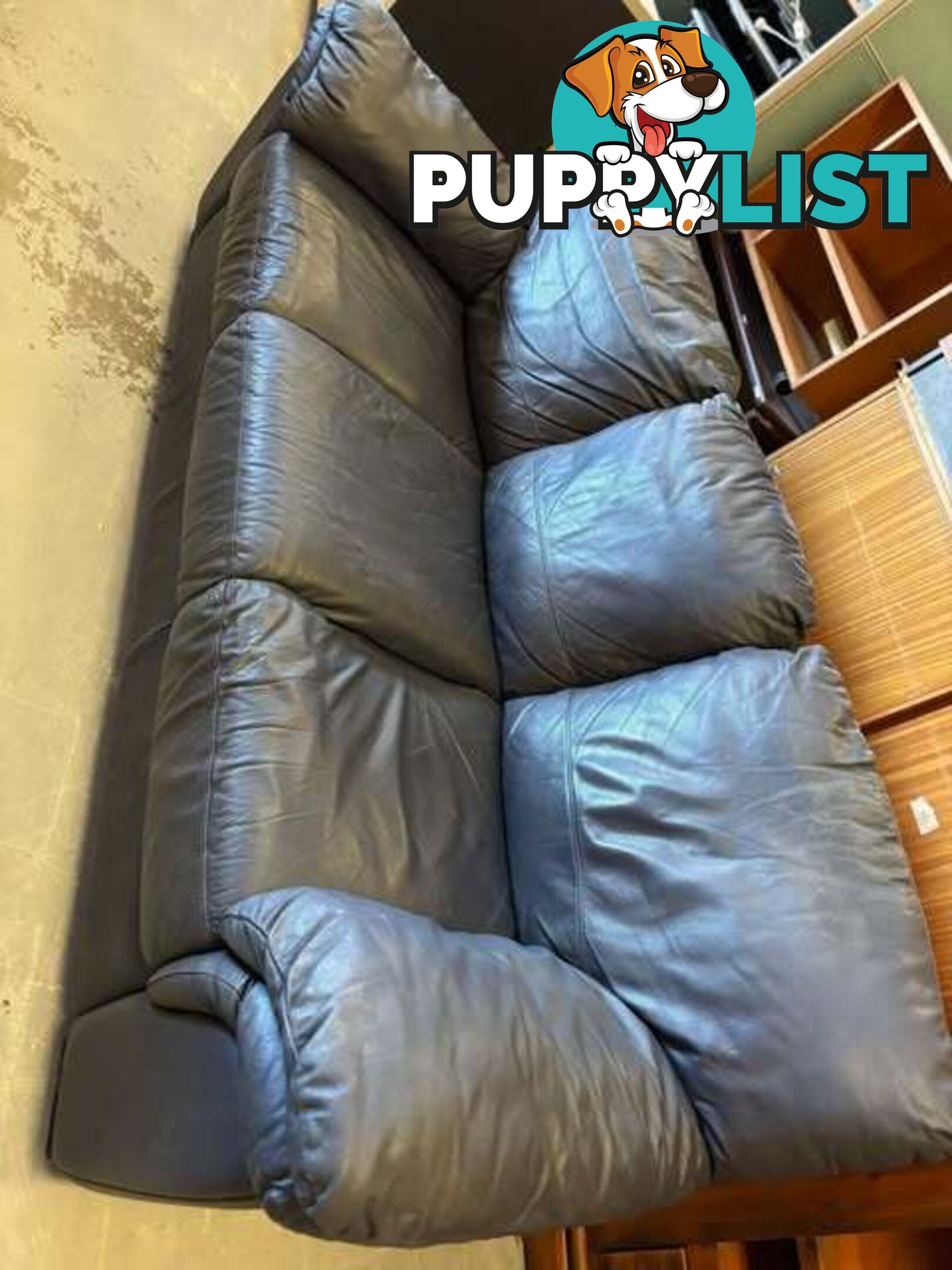 Three seater leather lounge in great condition - Embleton,Perth