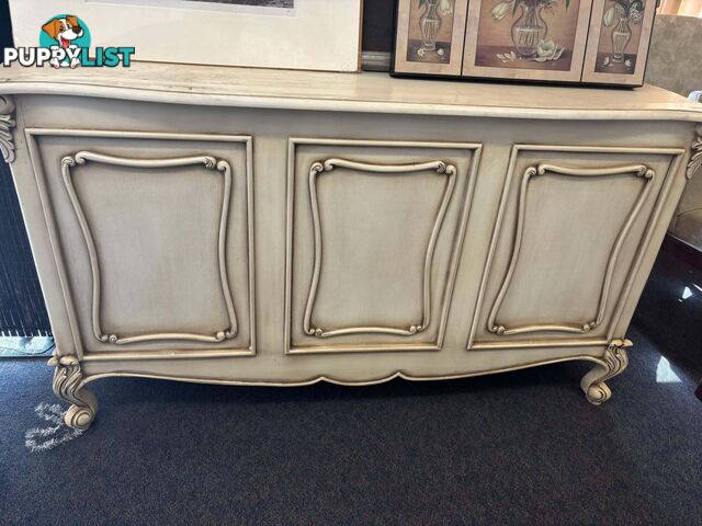 VINTAGE Sideboard