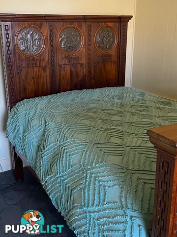 Antique-Unique-Heritage King size single bed.