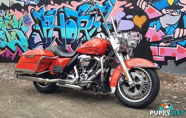 2017 Harley-Davidson Road King 107 (FLHR)