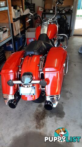 2017 Harley-Davidson Road King 107 (FLHR)