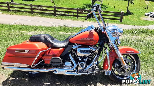 2017 Harley-Davidson Road King 107 (FLHR)
