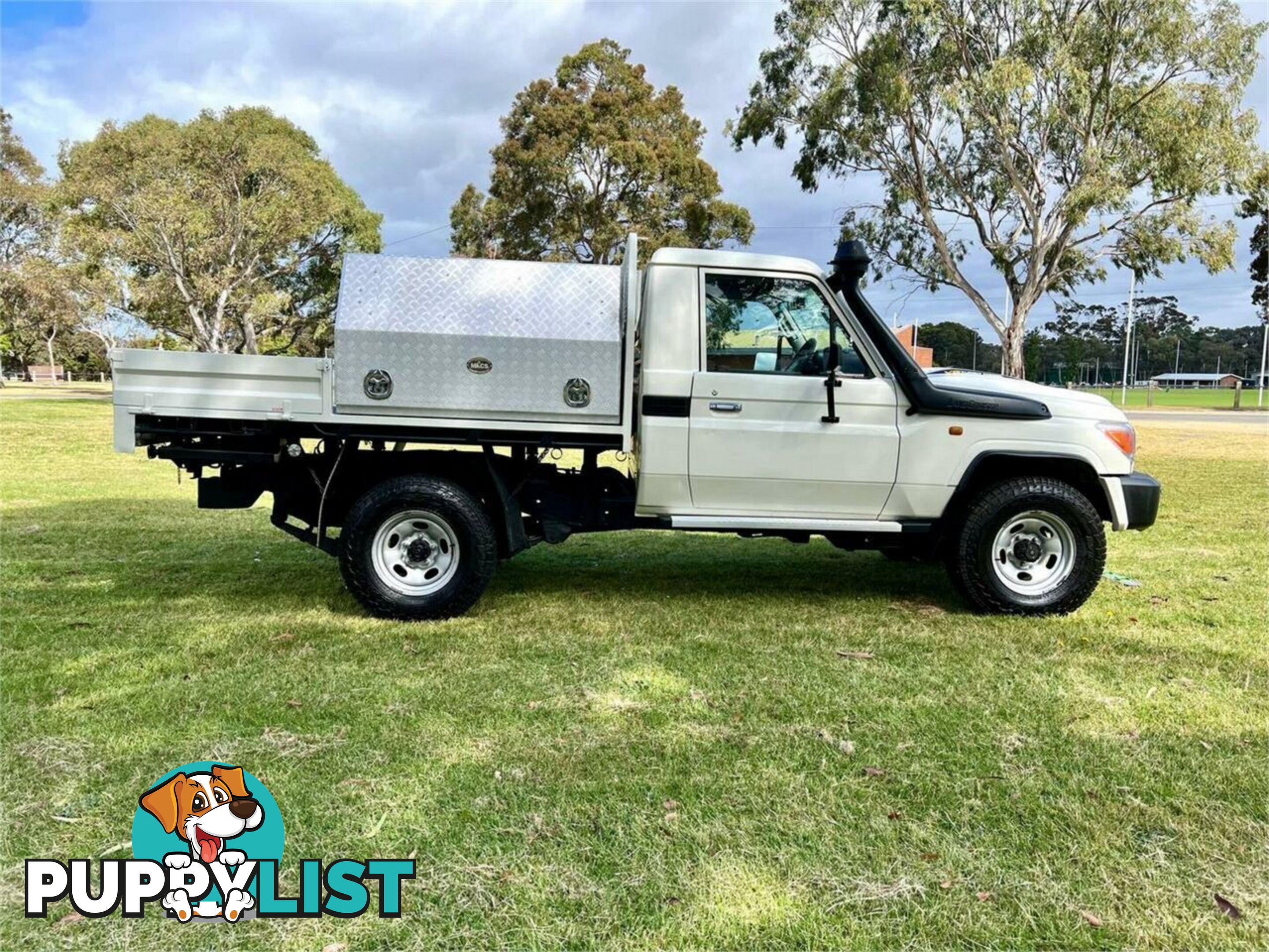 2019 TOYOTA LANDCRUISER WORKMATE (4X4) VDJ79R MY18 CAB CHASSIS