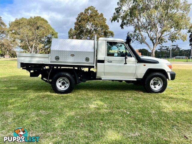 2019 TOYOTA LANDCRUISER WORKMATE (4X4) VDJ79R MY18 CAB CHASSIS