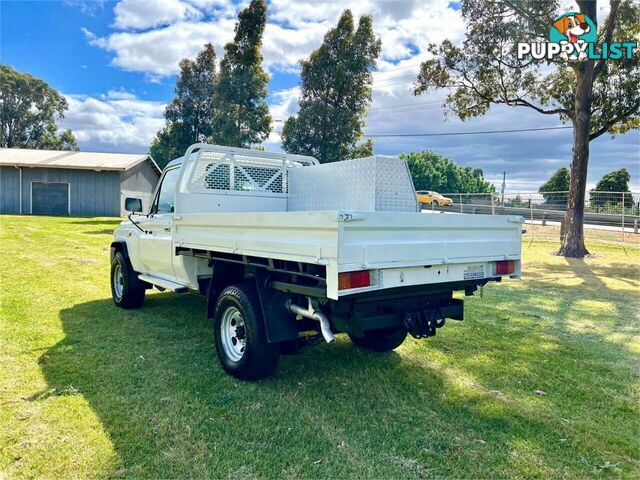 2019 TOYOTA LANDCRUISER WORKMATE (4X4) VDJ79R MY18 CAB CHASSIS