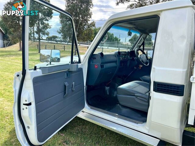 2019 TOYOTA LANDCRUISER WORKMATE (4X4) VDJ79R MY18 CAB CHASSIS