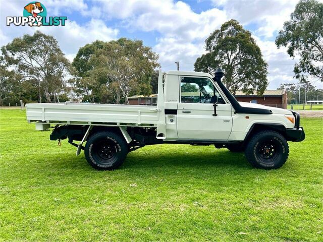 2012 TOYOTA LANDCRUISER WORKMATE (4X4) VDJ79R MY12 UPDATE CAB CHASSIS