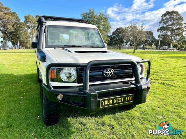 2010 TOYOTA LANDCRUISER WORKMATE (4X4) 11 SEAT VDJ78R 09 UPGRADE TROOP CARRIER