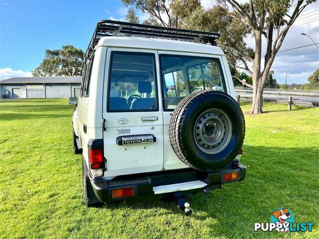 2010 TOYOTA LANDCRUISER WORKMATE (4X4) 11 SEAT VDJ78R 09 UPGRADE TROOP CARRIER