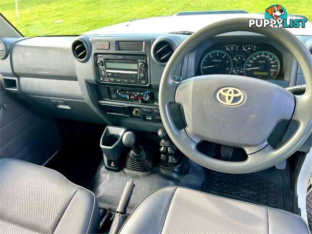 2010 TOYOTA LANDCRUISER WORKMATE (4X4) 11 SEAT VDJ78R 09 UPGRADE TROOP CARRIER