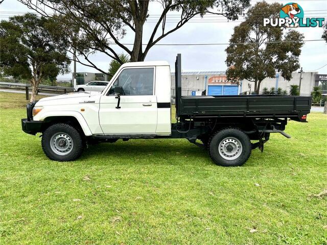 2018 TOYOTA LANDCRUISER WORKMATE (4X4) VDJ79R MY18 CAB CHASSIS