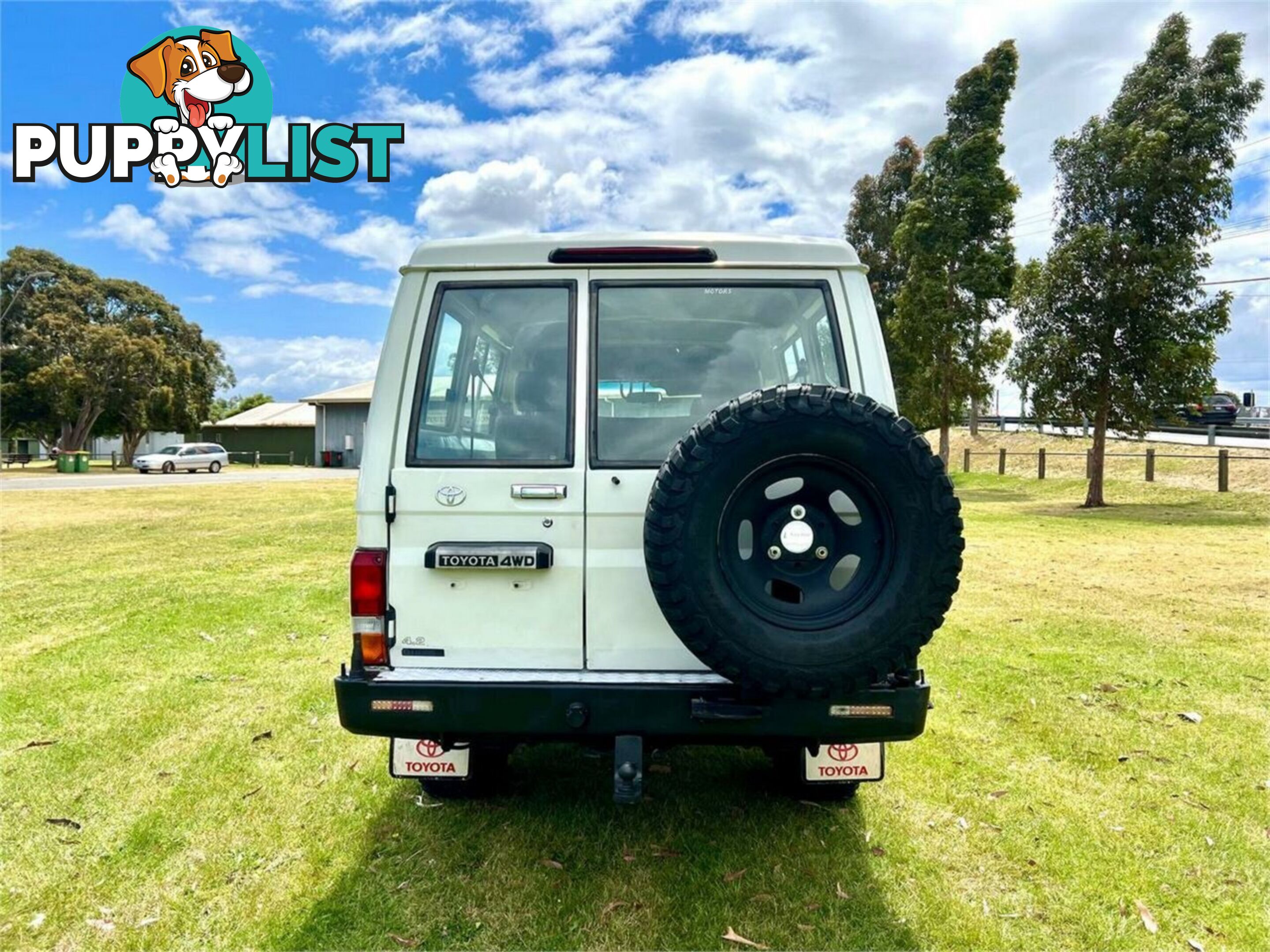 1998 TOYOTA LANDCRUISER (4X4) HZJ75RP CAB CHASSIS