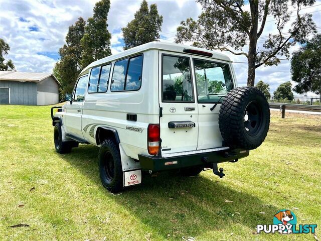 1998 TOYOTA LANDCRUISER (4X4) HZJ75RP CAB CHASSIS