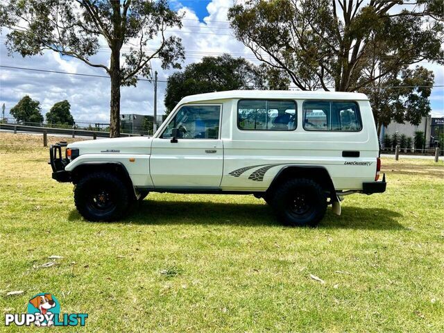 1998 TOYOTA LANDCRUISER (4X4) HZJ75RP CAB CHASSIS