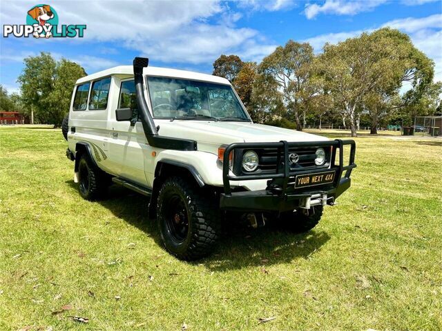 1998 TOYOTA LANDCRUISER (4X4) HZJ75RP CAB CHASSIS