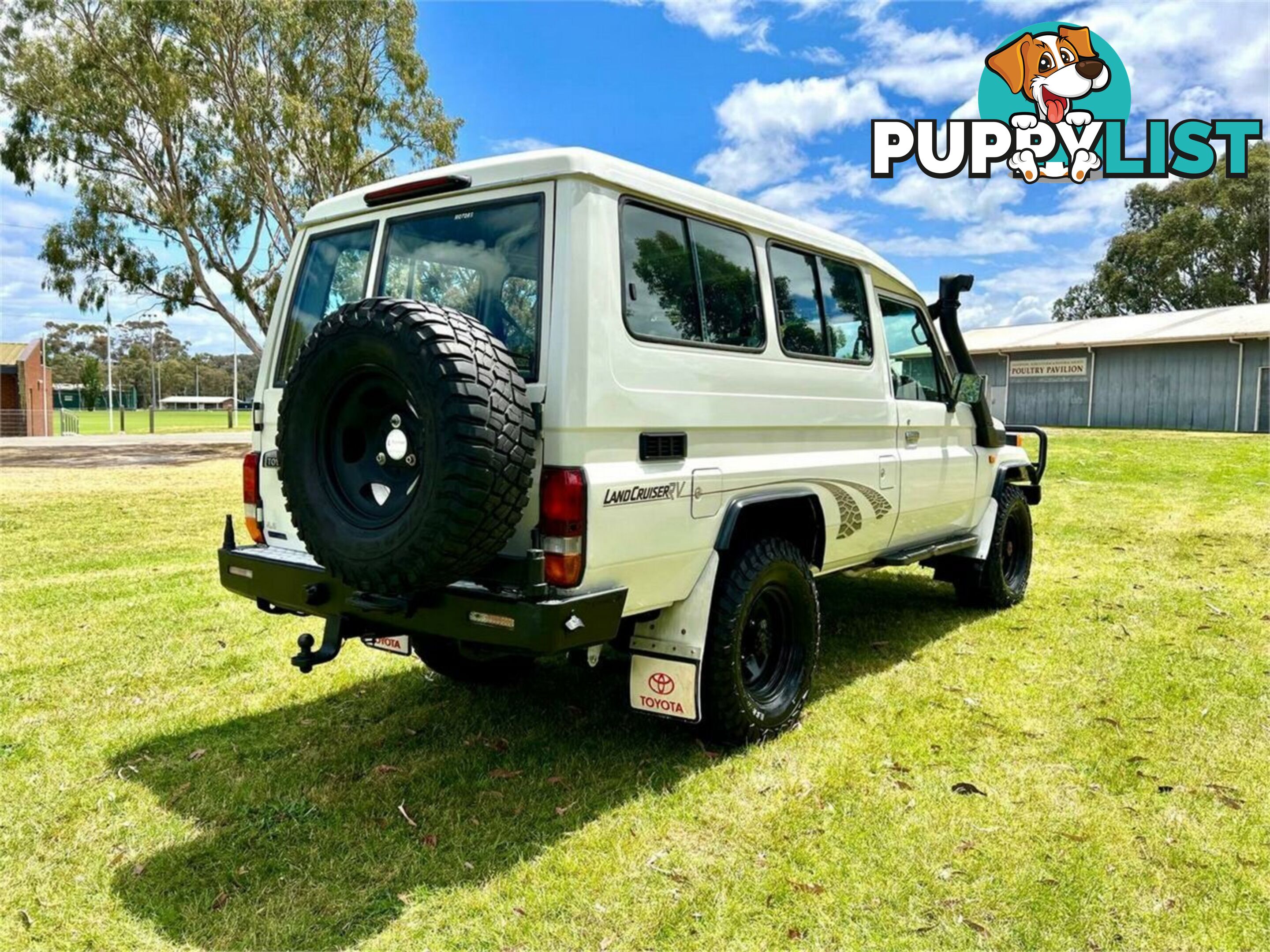 1998 TOYOTA LANDCRUISER (4X4) HZJ75RP CAB CHASSIS