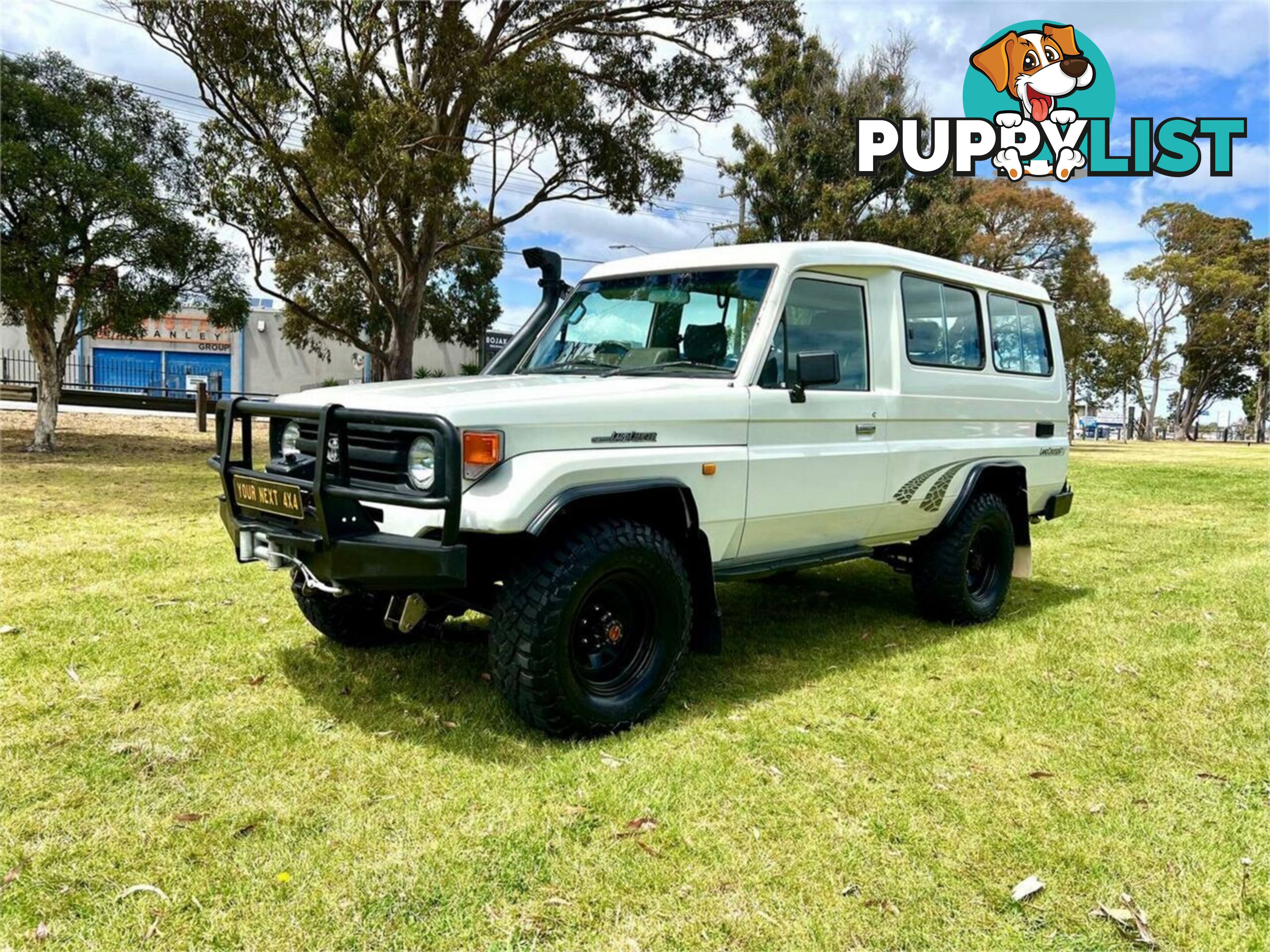 1998 TOYOTA LANDCRUISER (4X4) HZJ75RP CAB CHASSIS