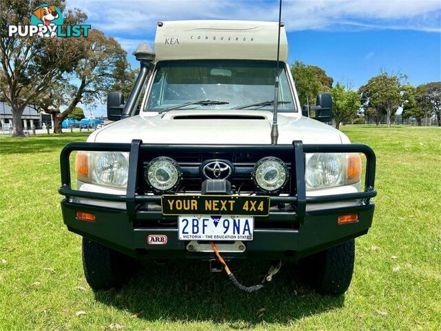 2009 TOYOTA LANDCRUISER WORKMATE (4X4) 3 SEAT VDJ78R TROOP CARRIER