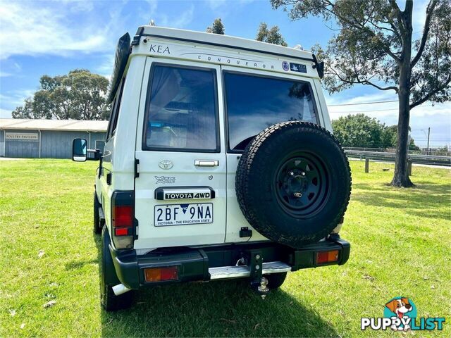 2009 TOYOTA LANDCRUISER WORKMATE (4X4) 3 SEAT VDJ78R TROOP CARRIER