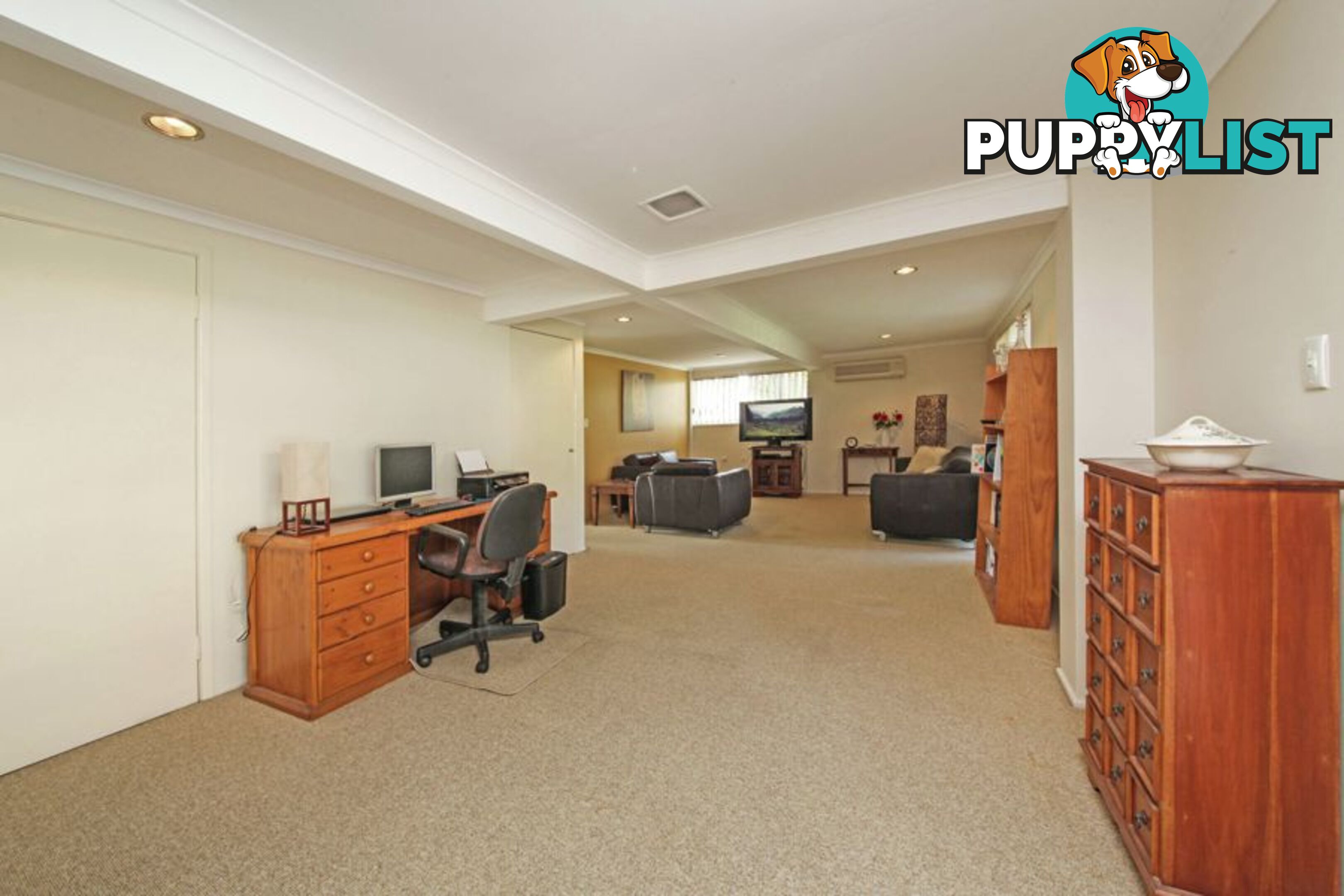 43 Frinton Street WISHART QLD 4122