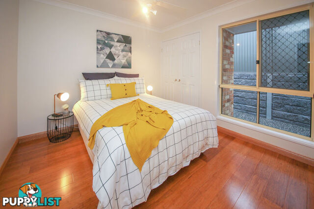 35 Kentwell Place WISHART QLD 4122