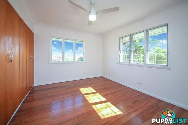 6 Colwyn Street WISHART QLD 4122